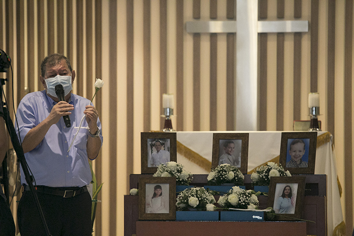 Hernando Enrique Rangel, padre de Nelson Enrique, expresaba conmovedoras palabras.