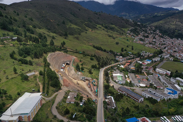 Túnel portal salida.