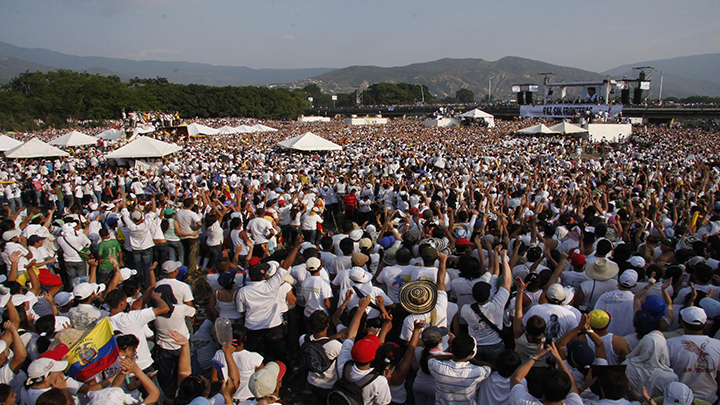 Según los cálculos, más de 200.000 personas estuvieron en ''Paz sin Fronteras".