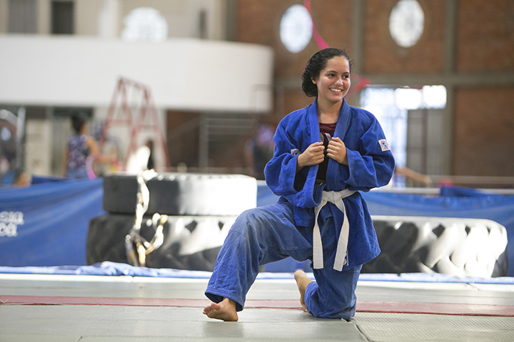 Ángela Daza de 13 años comenzó a practicar judo a inicios del 2021. Foto: @juanpcohen
