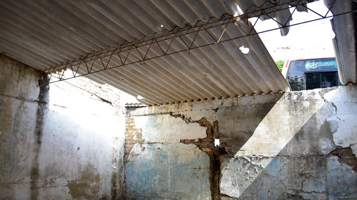 La escuela lleva más de 20 años en abandono, por tal motivo la Junta de Acción Comunal del barrio desea que se convierta en el salón comunal. /Foto: Pablo Castillo.