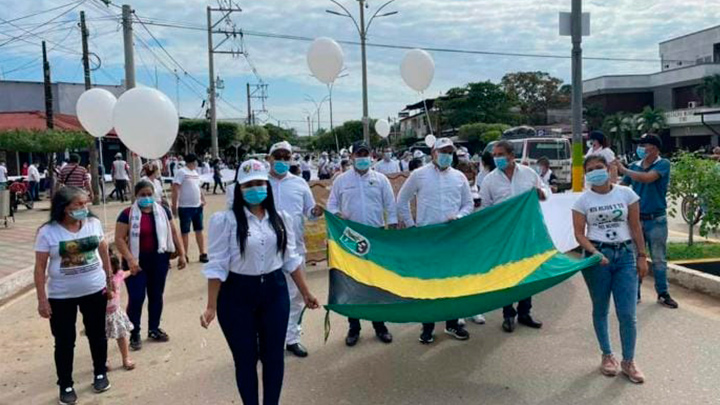 Durante las últimas semanas la población ha quedado en medio de las balas de los violentos. 