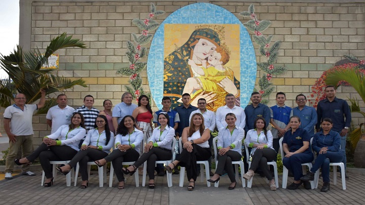 Este es parte del equipo de trabajo del CDA Certigases La Belencita, ubicado en Los Patios./Foto: cortesía