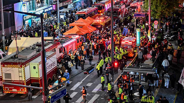  Más de 150 personas murieron en una estampida en un evento de Halloween en Seúl, convirtiéndose en uno de los peores desastres del país el 29 de octubre de 2022./Foto: AFP