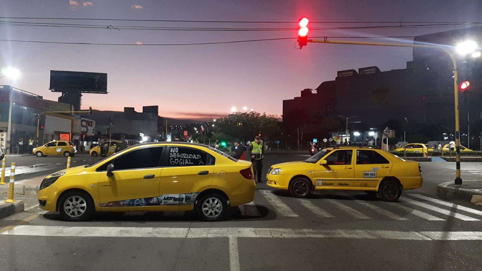 No se permite el paso de vehículos en la Diagonal Santander con la Hora Cero.