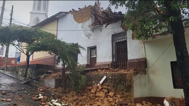 El techo de una vivienda en el barrio El Contento 