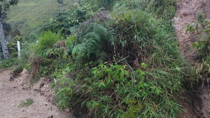 Deslizamiento de tierra entre La Garita y La Mutis