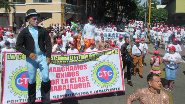 Multitudinaria celebración del Día Internacional del Trabajo. / Foto: Orlando Carvajal / La Opinión 