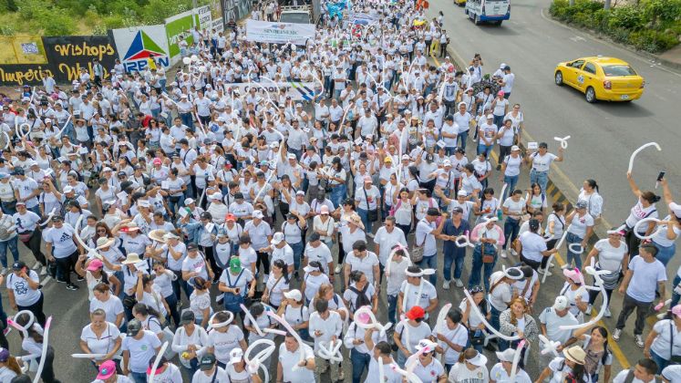 La marcha fue multitudinaria. Los cucuteños clamaron por la paz y la seguridad. / Foto: Cortesía de la Alcaldía de Cúcuta / La Opinión 