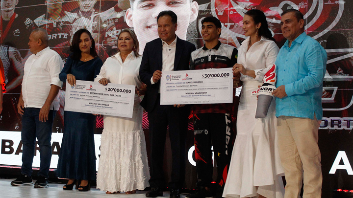 La gobernación entregó cerca de $315 millones en incentivos a los medallistas.