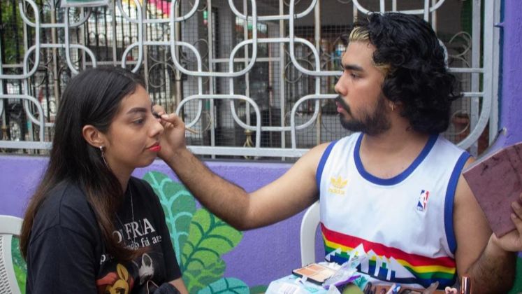 Durante la tarde se realizaron actividades como obras de teatro, maquillaje y presentaciones musicales