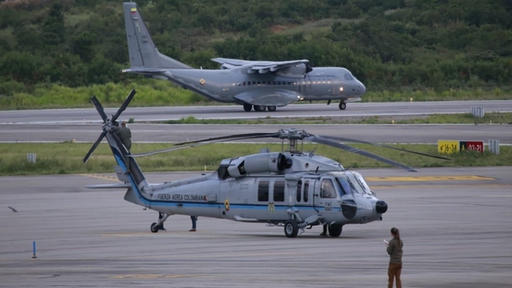 De varios disparos casí hacen caer el helicóptero presidencial.