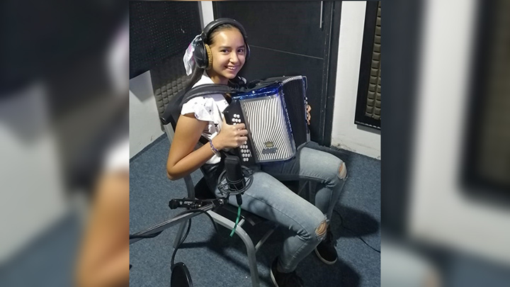 Isabel Sofía Picón Mora, 13 años, y desde los seis toca acordeón. / Foto Cortesía.