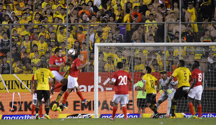 Cúcuta Deportivo vs. Barcelona de Ecuador. 
