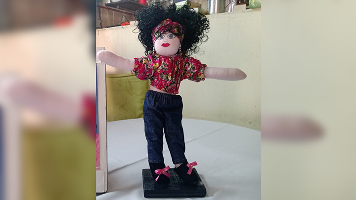 Esta es la muñeca de trapo en honor a Eliana que será exhibida en la exposición 'Las Cristinas'./Foto: cortesía