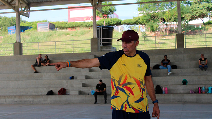Enrique Bugallo hace parte del cuerpo técnico de la Selección Colombia Femenina.