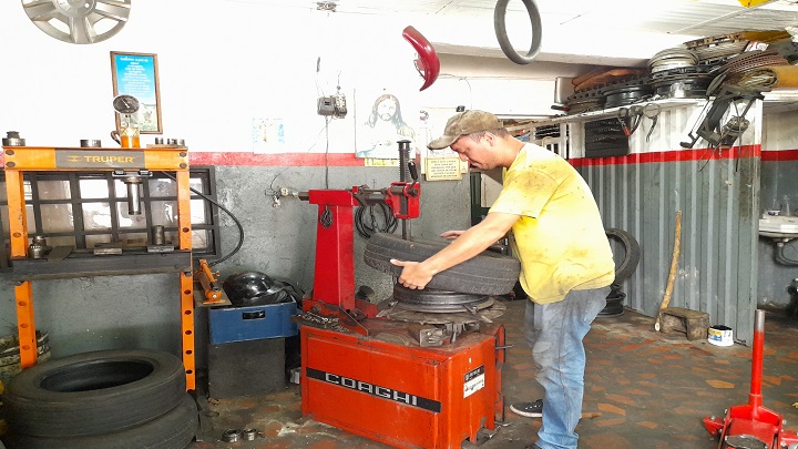 Para mantener un carro en Táchira se debe pagar un alto precio.  Foto Anggy Polanco / La Opinión 