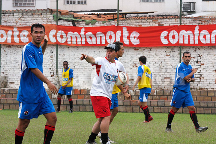 Pedro Sarmiento y Charles Castro