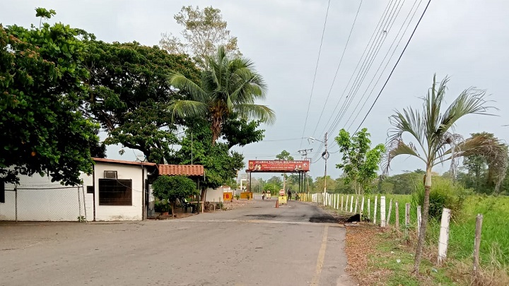 El famoso punto de control La Llorona en la entrada de Boca de Grita donde devuelven a las personas. Foto Cortesía / La Opinión 