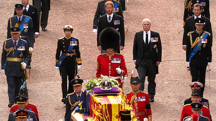 El polémico ataúd de la reina Isabel II, ¿hecho de oro?/Foto: AFP