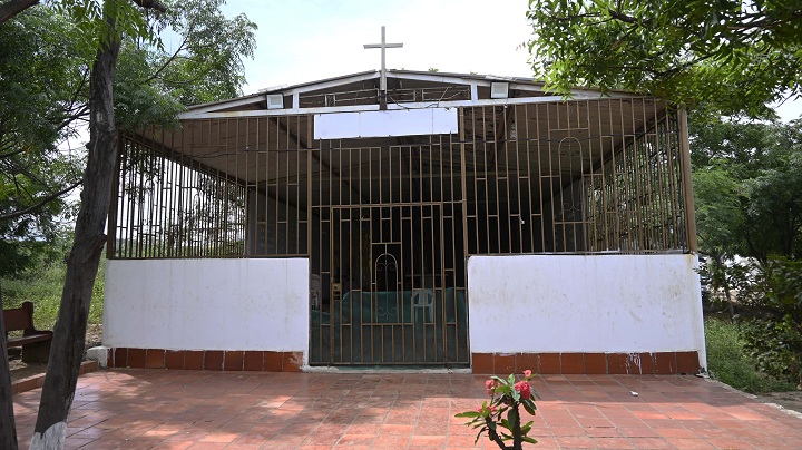 La Capilla Nuestra Señora del Carmen es el centro religioso del barrio.