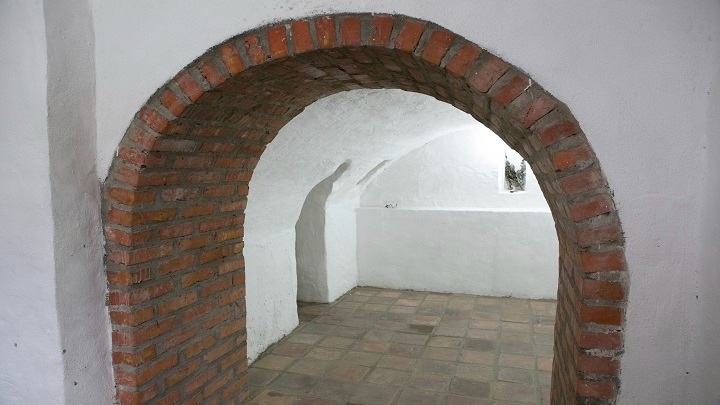  En el sótano de la antigua ‘Casona’, Manrique construyó un túnel, que actualmente se encuentra sellado.
