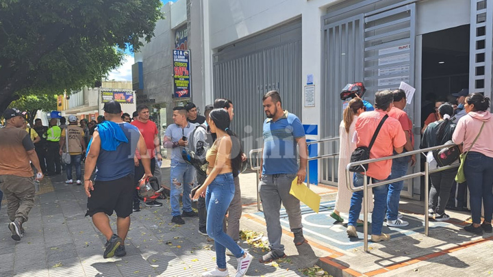 Si no renovó la licencia no puede movilizarse en su carro: Tránsito