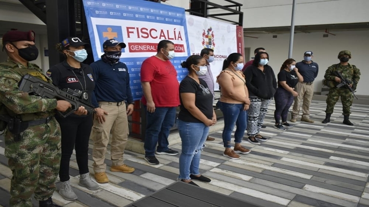 En la primera operación capturaron una parte de la red que comercializaba documentos colombianos, entre ellos cayeron dos registradores.