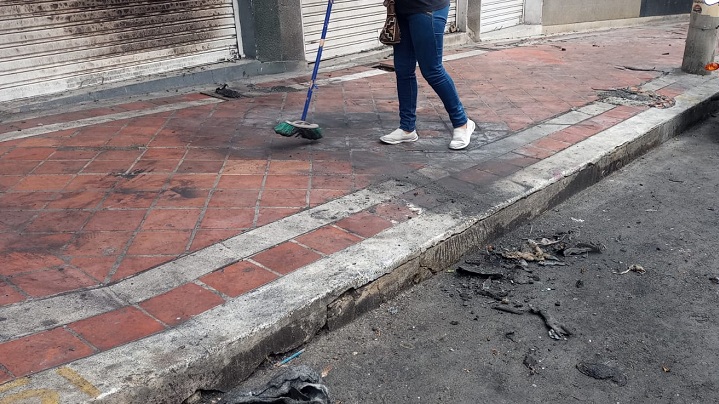 Por suerte el local no resultó afectado, solo la fachada