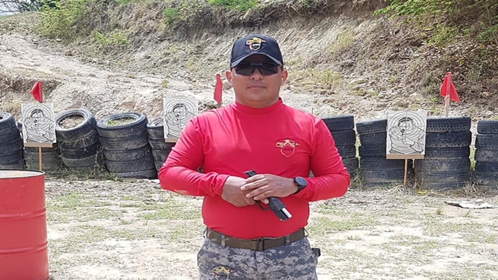 Andrés Medina esta hablando con el FBI