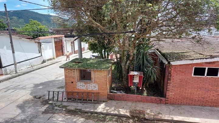 Ataque a la garita de seguridad.