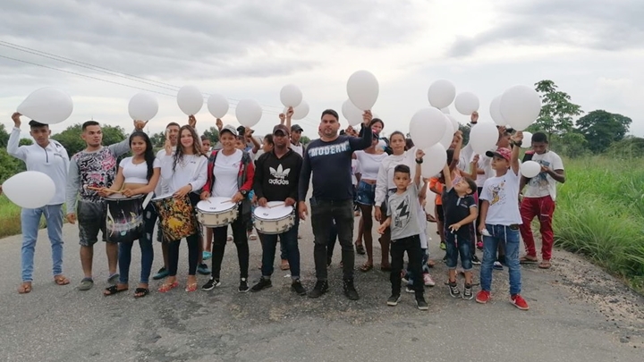 Al niño lo recibieron con globos y música en Maracaibo.