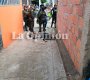 El joven mecánico Erny Esteban Guerrero Amaya quedo tendido en un callejón. / Foto Cortesía
