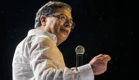¿Petro insinuó que su gobierno debe durar más de cuatro años?