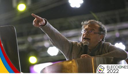 En la Plaza de Bolívar de Bogotá, se realizó el cierre de campaña del candidato presidencial, Gustavo Petro y su fórmula vicepresidencial, Francia Márquez./Foto: Colprensa-Sergio Acero