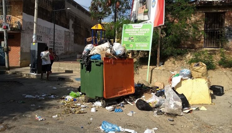 El propósito de reciclar en la fuente es facilitar la tarea de separar, recuperar y reusar los residuos./ Foto archivo