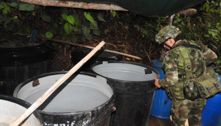 La estructura tenía una capacidad de producción de más de 1.1 toneladas de estupefacientes al mes. / Foto: Ejército Nacional