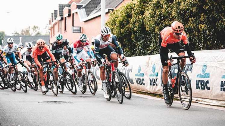 El Tour de Flandes  le abre espacio al pelotón del World Tour.