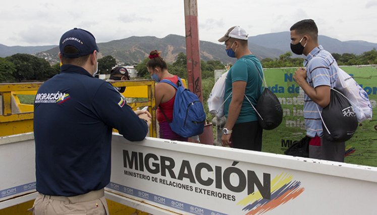 El paso de mercancías se ha trasladado hacia las trochas, y esto solo beneficia a economías ilegales.