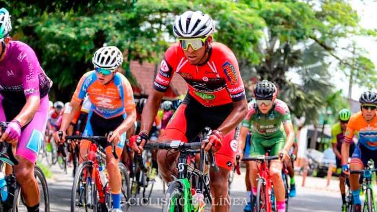 Ferney Mantilla, ciclista rojinegro con proyección. 