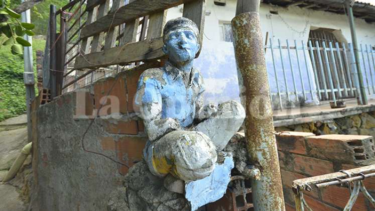 La obra estuvo por más de 25 años en una casa del barrio San Rafael. 