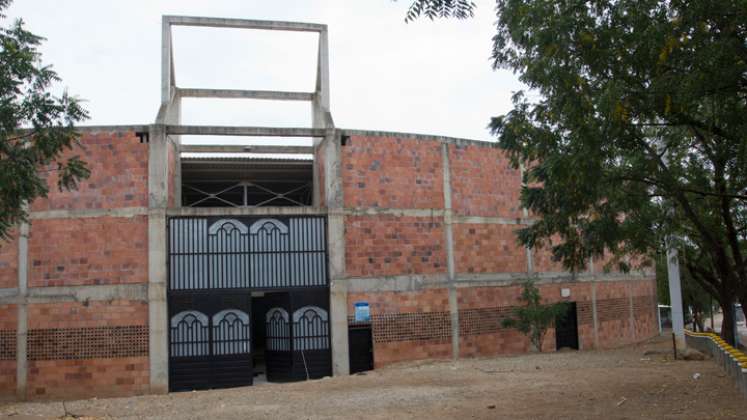 Obra en marcha de la Parroquia Santa María Mazzarelo. 