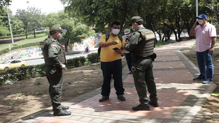 La Policía Nacional permanecerá constantemente haciendo patrullajes en El Malecón. Los biciguardianes estarán en las mañanas y en las noches.  /Foto: Luis Alfredo Estévez/ La Opinión 