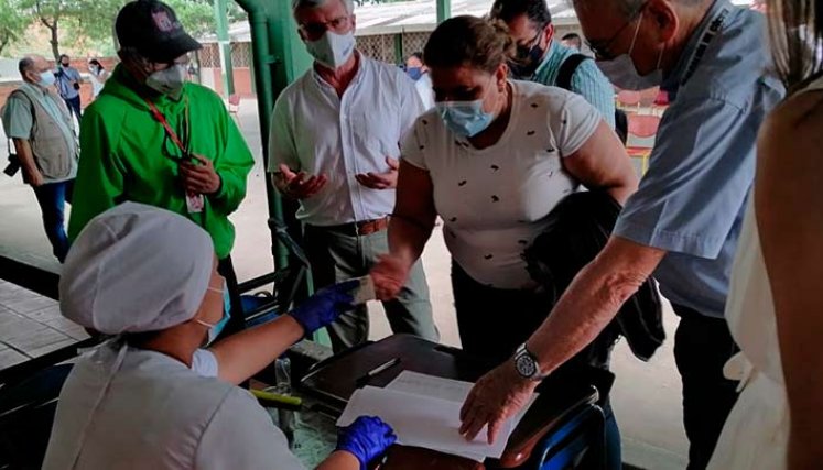 IMSALUD avanza con la vacunación de los abuelos en sus IPS./Foto Jorgte Maldonado