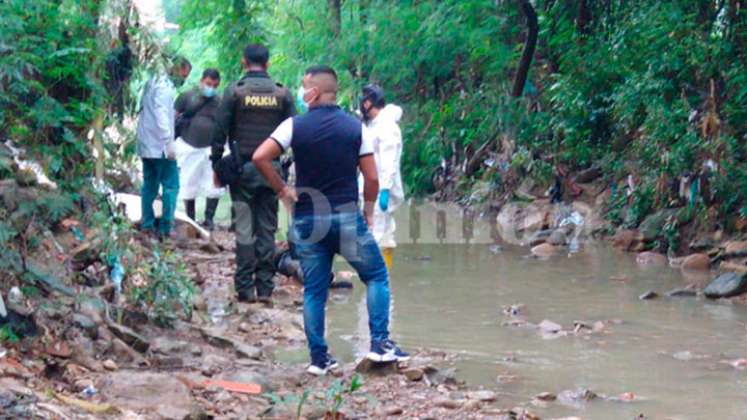 Miembros de la Brinho adelantaron la inspección y el levantamiento del cadáver en la parte baja del barrio Virgilio Barco.