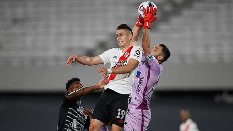 Rafael Santos Borré, delantero colombiano.