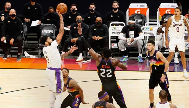 Los Phoenix Suns celebraron su primer partido de playoffs desde 2010 