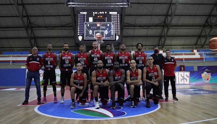 El quinteto Motilones del Norte en su debut en la Liga Profesional