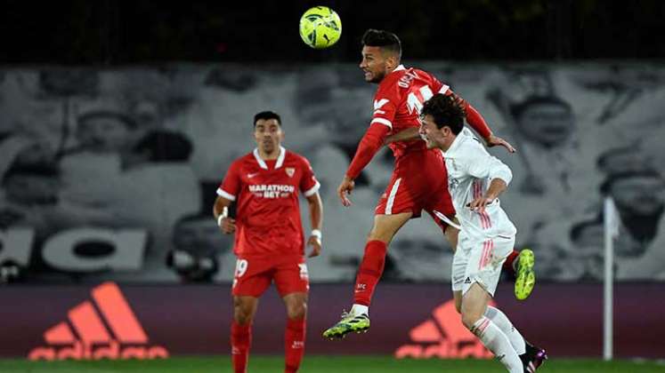 El Sevilla asustó al Real Madrid que solo pudo empatar.