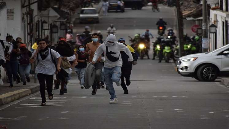 Joven se suicidó tras ser detenida y presuntamente abusada por miembros de Esmad./Foto: colprensa